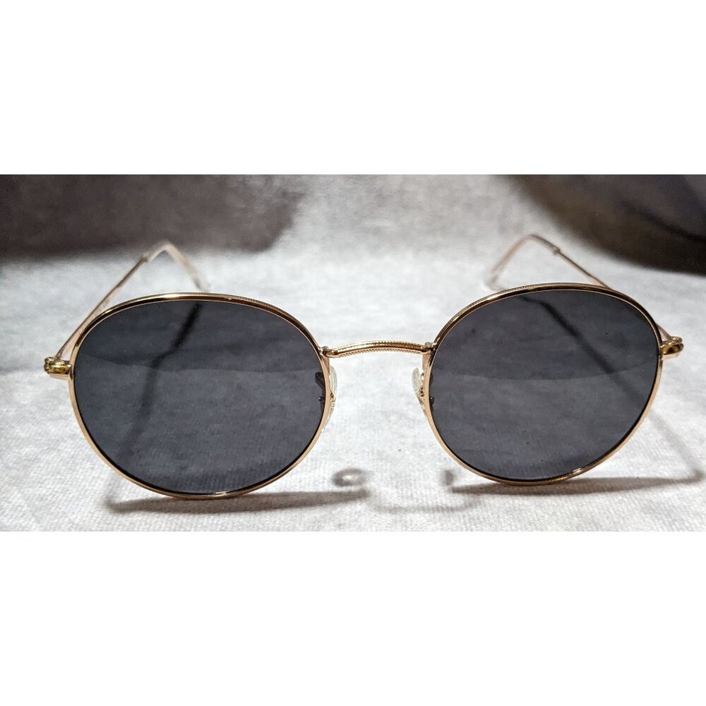 Wearme Pro Black And Gold Round Sunglasses